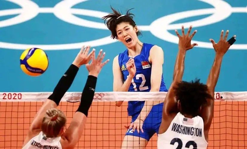 日本女導演河瀨直美為Miu Miu所拍攝的短片《種子》（Seed），講述了女孩（安藤櫻 Sakura Ando）走出風光迷人的奈良，奔向浑沌多元的東京，和路途中的各種奇遇。